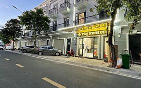 City Hotel
